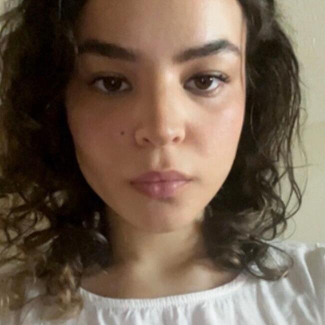 Babysitter in Fernando de la Mora: Kamila