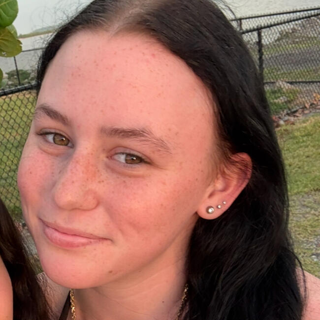 Babysitter in Brandon: Julie