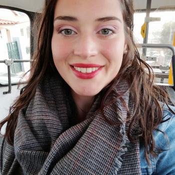 Babysitter in Funchal: Mónica