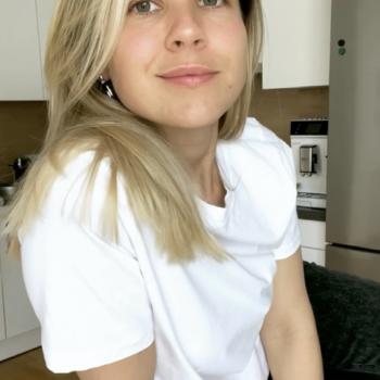 Babysitter Job in Gleisdorf: Babysitter Job Viktoriya