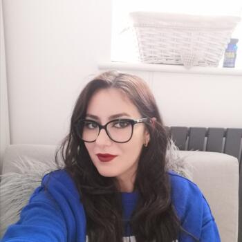 Babysitter in Warrington: Silvia