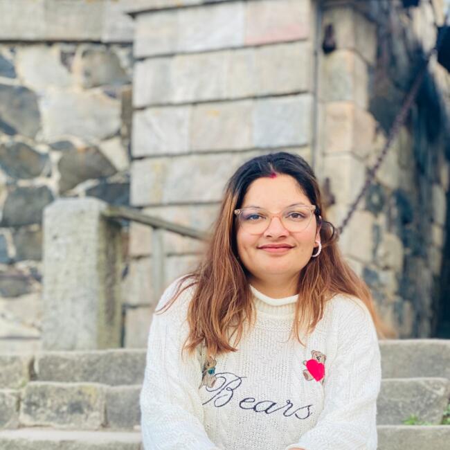 Babysitter in Espoo: Bidya