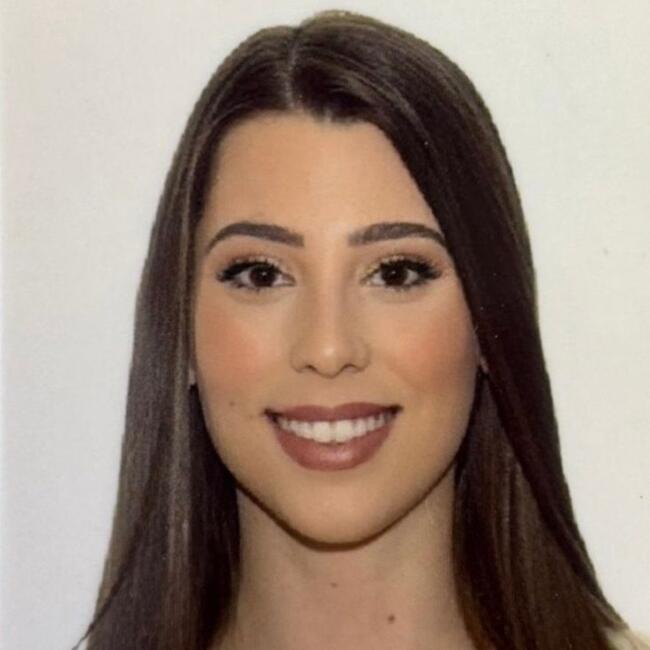 Canguro en Girona: Marina