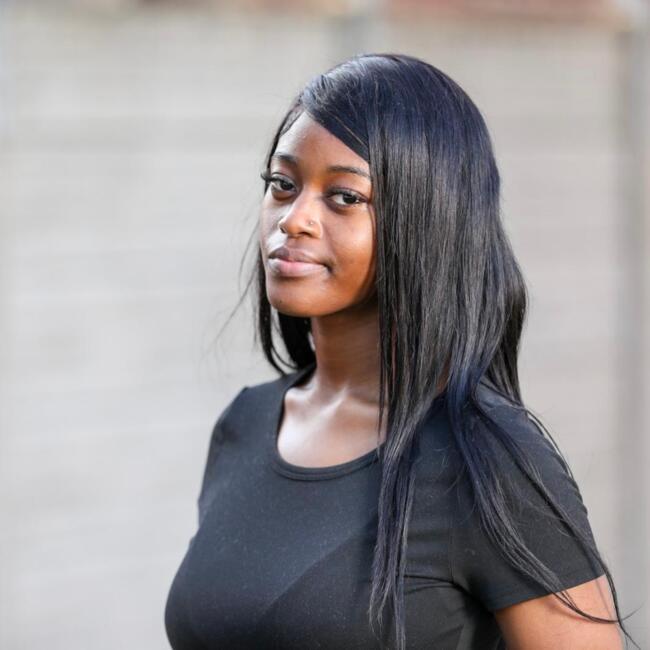 Babysitter in Enfield: Shakira