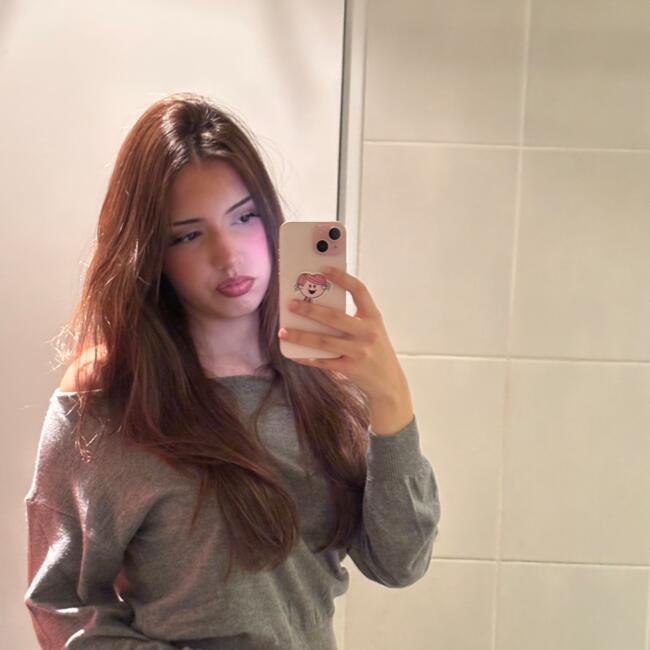 Babysitter in Joinville-le-Pont: Lisa