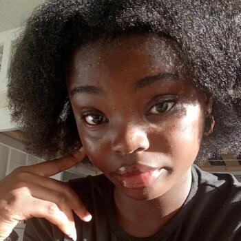 Babysitter in Aulnay-sous-Bois: EMMANUELLA