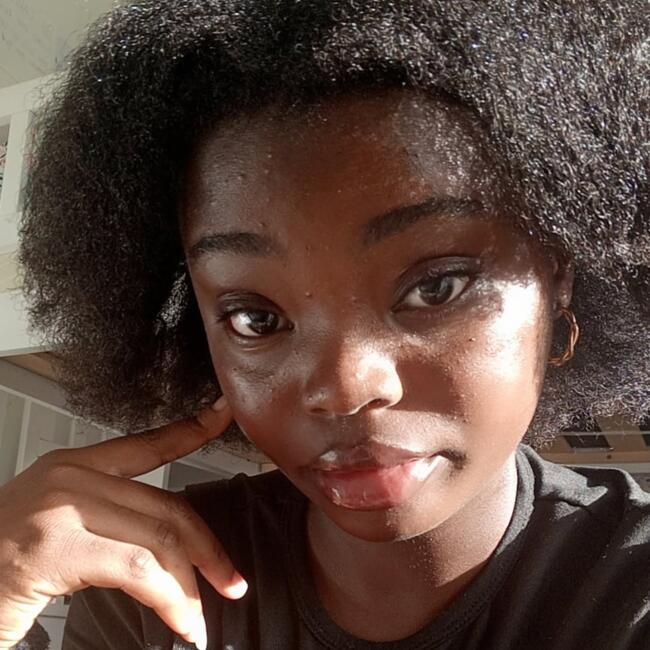 Babysitter in Aulnay-sous-Bois: EMMANUELLA