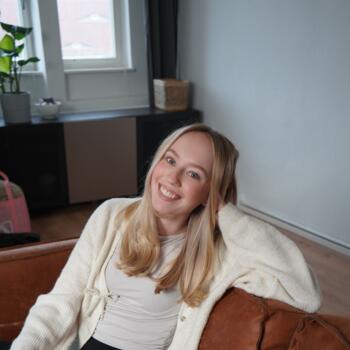 Babysitter in Jena: Gina