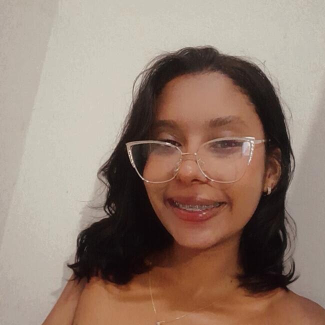 Babysitter in Jequié: Gabriela