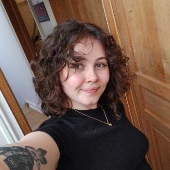Babysitter in Montreal: Eugénie