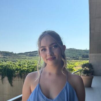 Babysitter in Weiler: Noée