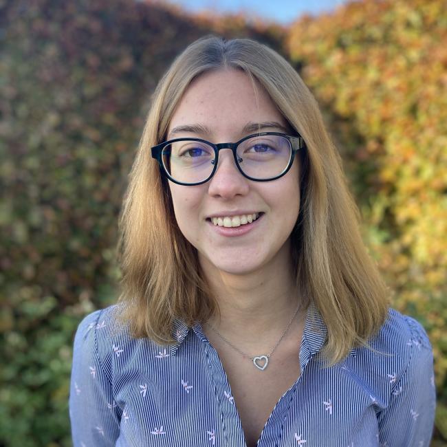 Barnvakt i Tervuren: Coralie