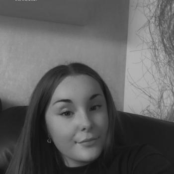 Babysitter in Witry-lès-Reims: Sarah