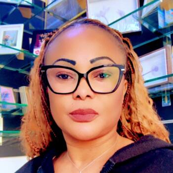 Nanny in Abu Dhabi: Daina