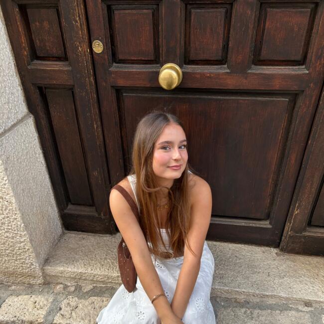 Babysitter in Avilés: Carla
