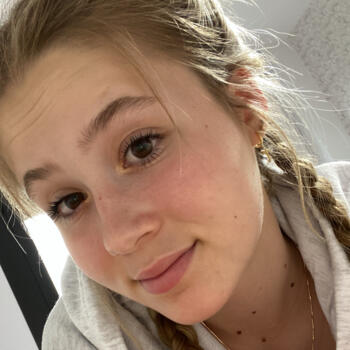 Babysitter Mutilva Baja: Elizaveta