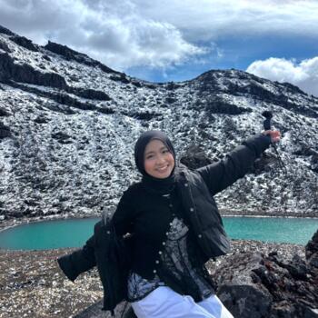 Babysitter in Auckland: Anis Syafiqah Binti
