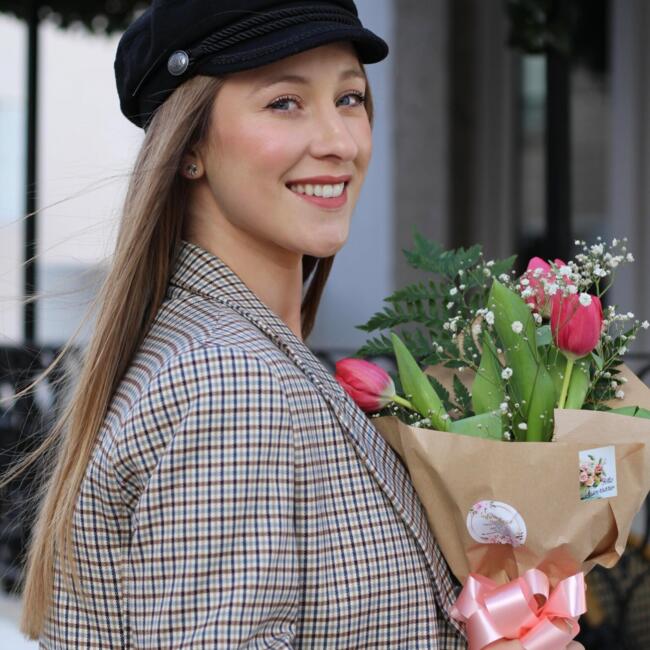 Babysitting job in Almada: Ana