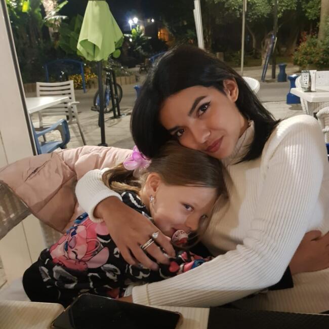 Babysitter in Balaruc-les-Bains: Esther