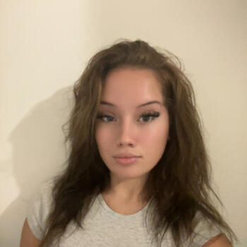 Babysitter in Bully-les-Mines: Charlotte