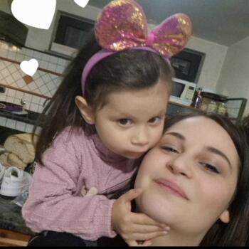 Babysitting job in Rome: babysitting job Lucia
