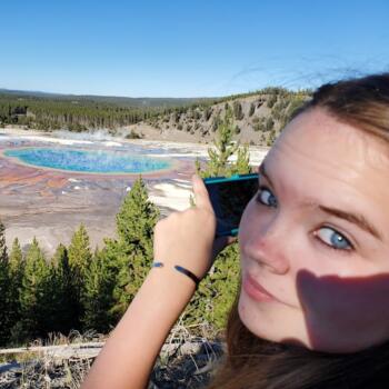 Babysitter in Virginia Beach: Lily