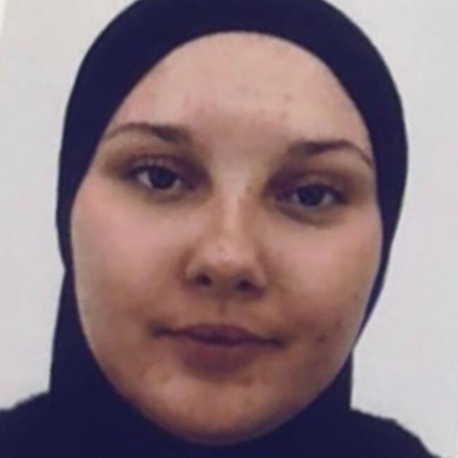 Babysitter in Achères: Assia