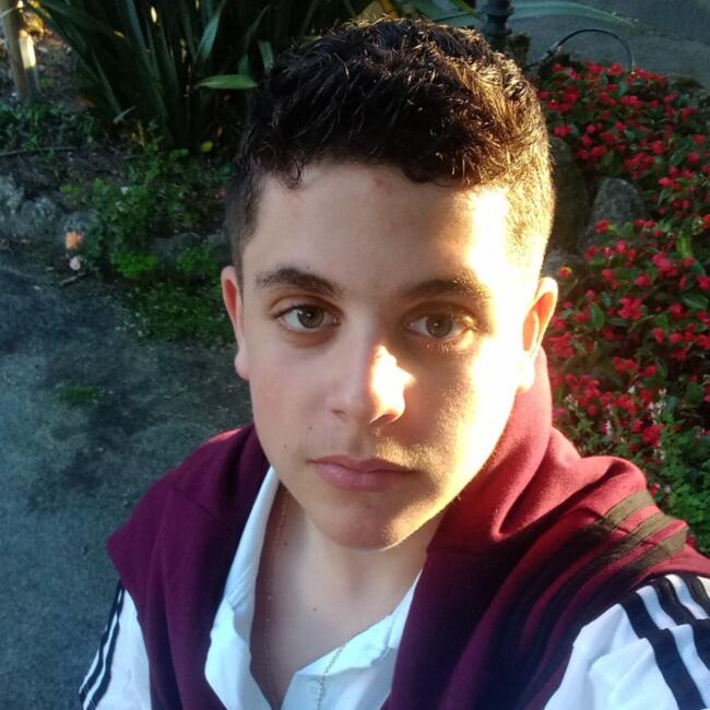 Babysitter in Toulon: Noa