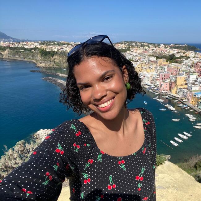 Babysitter in Ghent: Ayodele