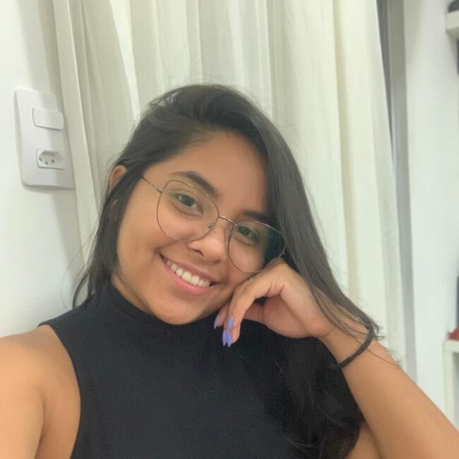 Babysitter in Blumenau: Viviane