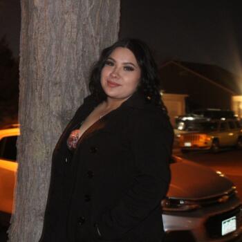 Babysitter in Greeley: Belen