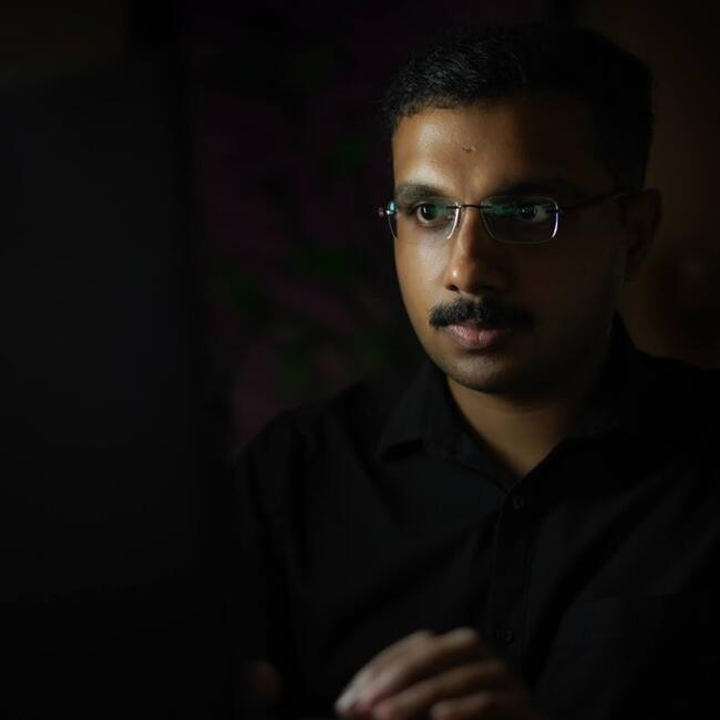 Ernākulam (State of Kerala) में बेबीसिटिंग की नौकरी: Rohit