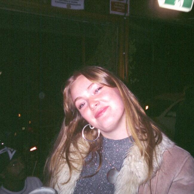 Babysitter in Melbourne: Zara