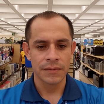 Trabajo para niñera en Xalapa: trabajo de niñera Andrés