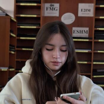 Babysitter in Marrakech: Marwa