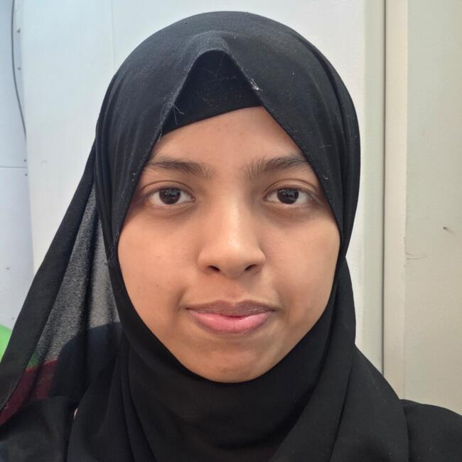 Babysitter in London: Farzana