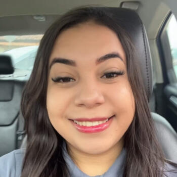 Babysitter in Barra do Choça: Camila