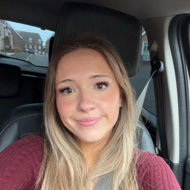 Babysitter in Oxford: Emily