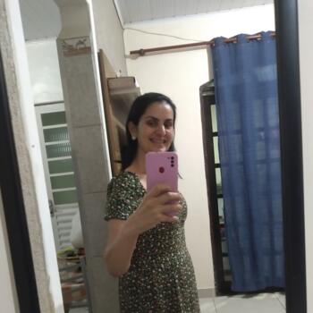 Babá São José dos Campos: Rosiani cristina nunes alves