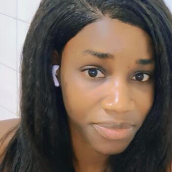 مربية أطفال الدار البيضاء: Habiba