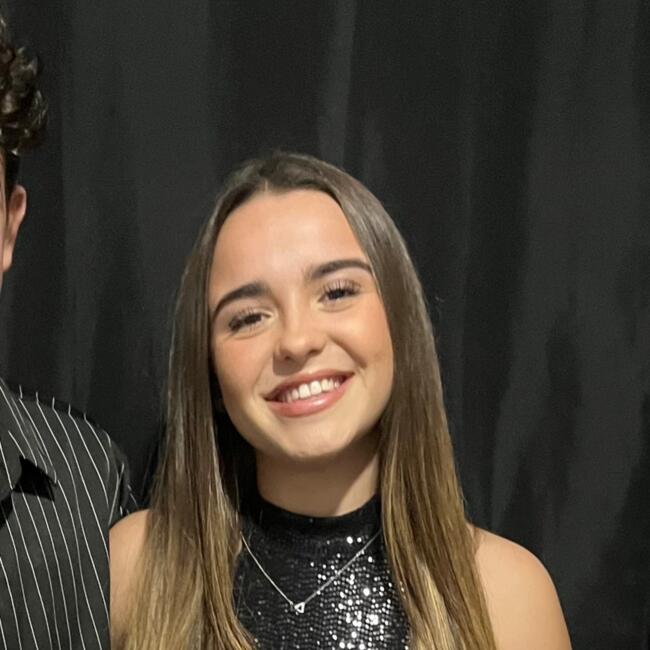 Babysitter in Bordeaux: Maëlle