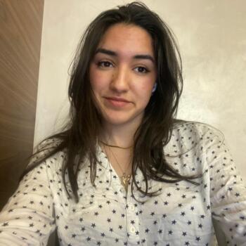 Babysitter in Tamesna: Hidaya