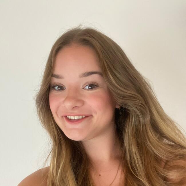 Babysitter in Pont-Saint-Martin: Ninon