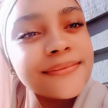 Babysitter in Cape Town: Zarha