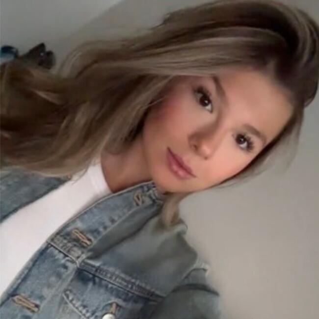 Babysitter in Pavilly: Sarah