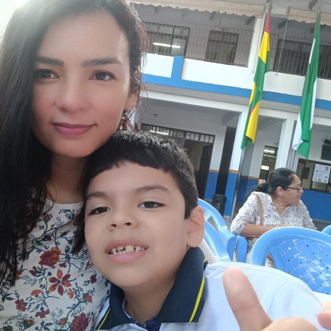 Babysitting job in Santa Cruz: Ximena