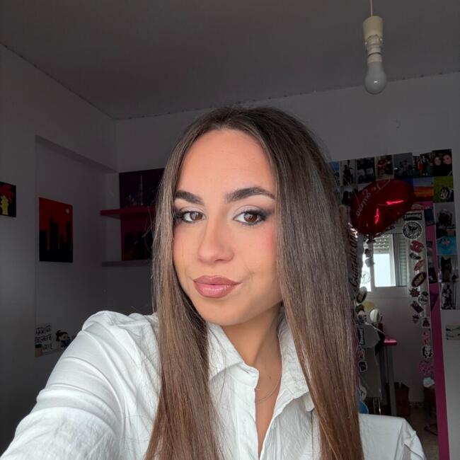 Niñera en Puerto Real: Ainhoa