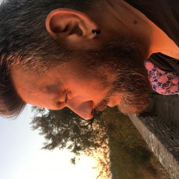 Lavoro per babysitter a Certaldo: lavoro per babysitter Giovanni Sposito