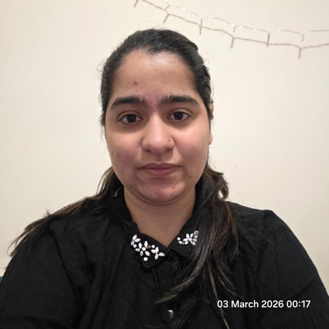 Babysitter in Bradford: Amina
