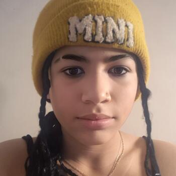 Babysitter in Halifax: Maria